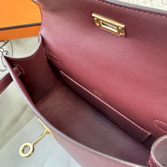 HERMÈS KELLY