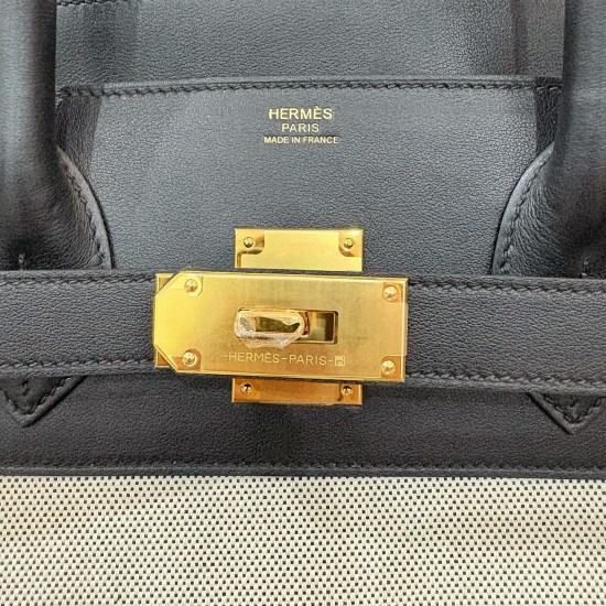 HERMÈS More