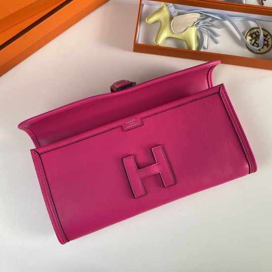 HERMÈS Clutchs