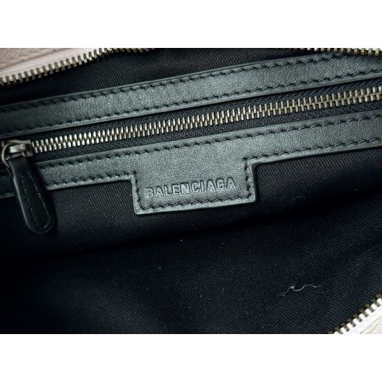 Balenciaga Le Cagole