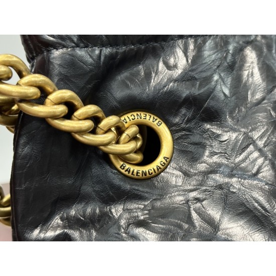 Balenciaga More ←