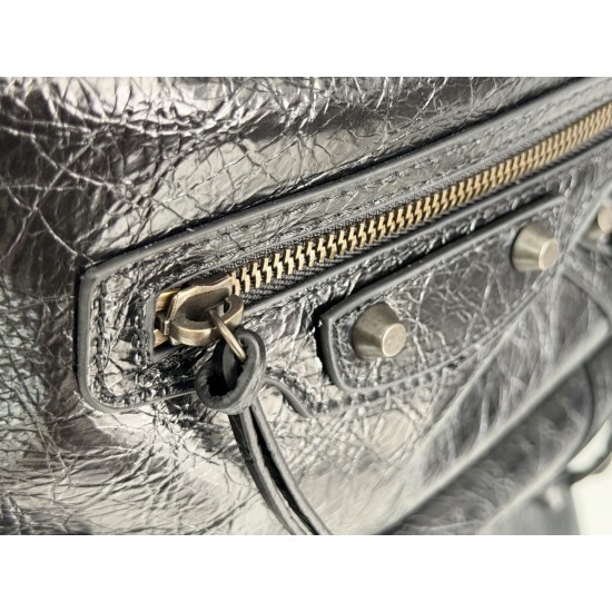 Balenciaga Le Cagole