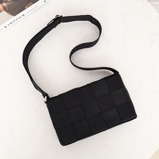 Bottega Veneta ​‍Cassette
