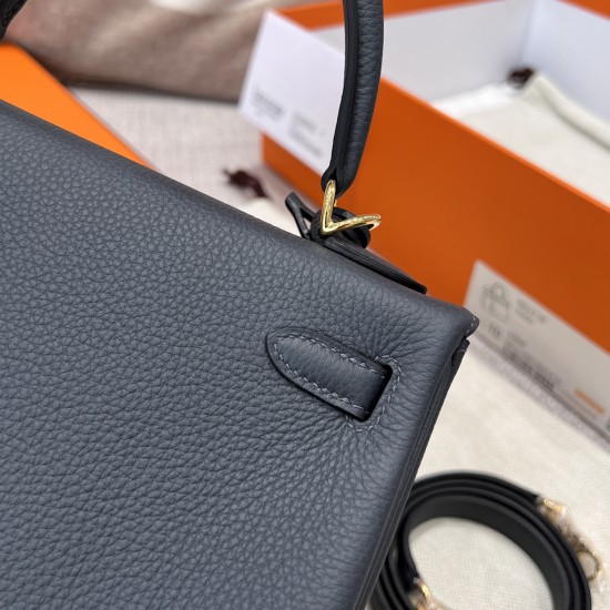 HERMÈS KELLY