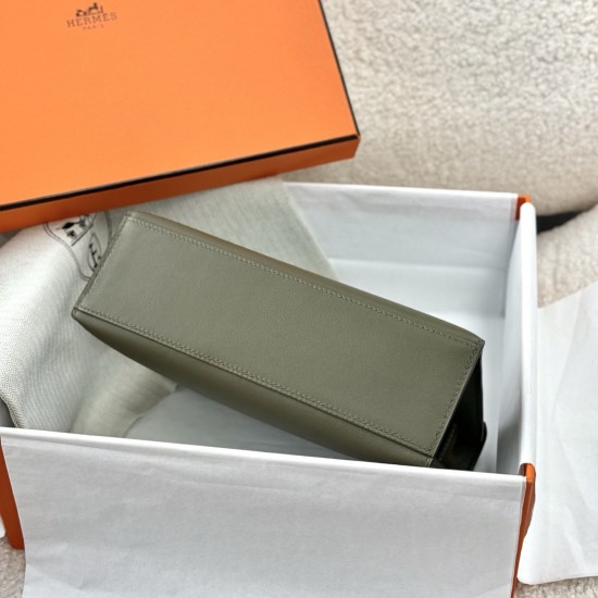 HERMÈS KELLY