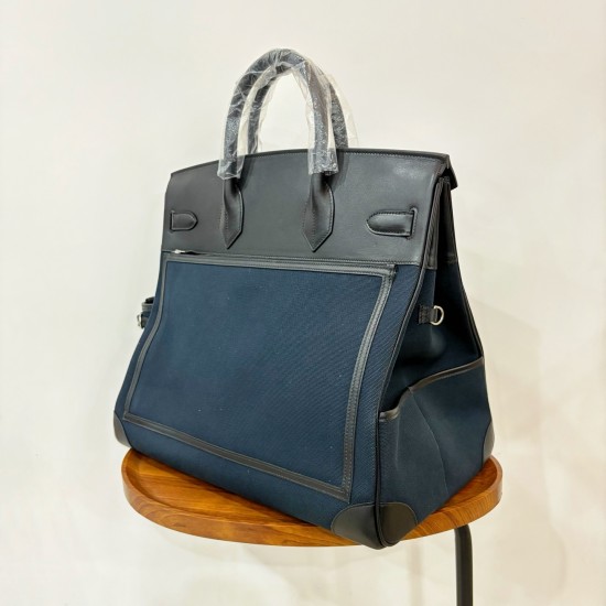 HERMÈS More