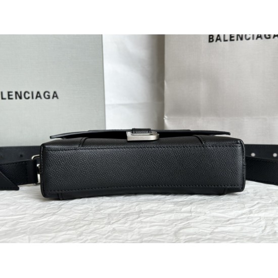 Balenciaga Downtown