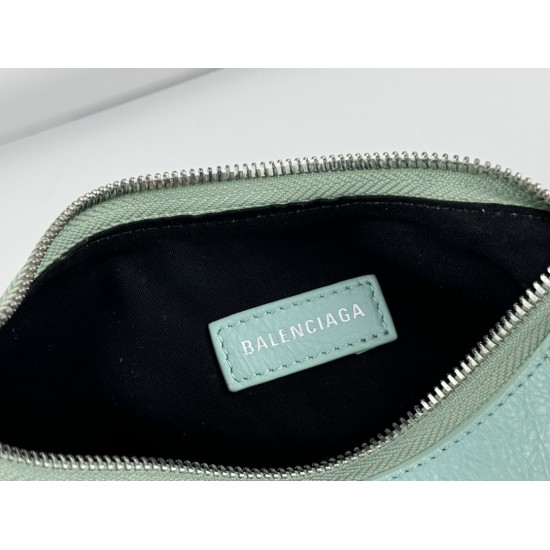 Balenciaga Le Cagole