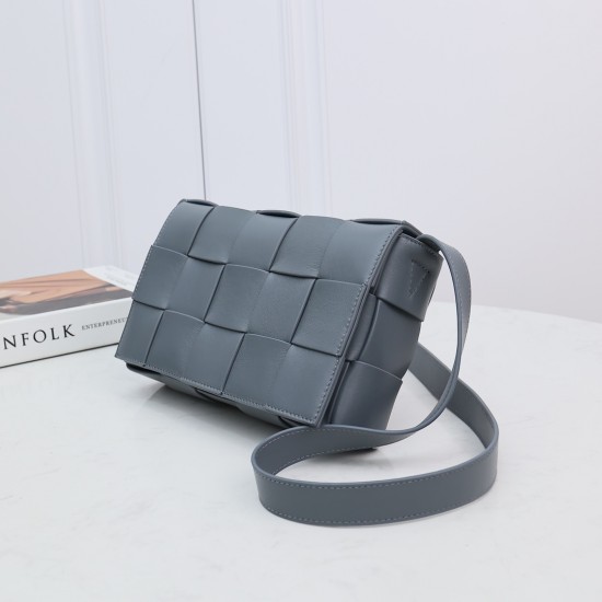 Bottega Veneta ​‍Cassette