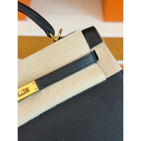 HERMÈS KELLY