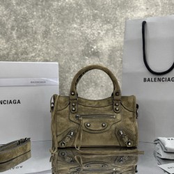 Balenciaga Le Cagole