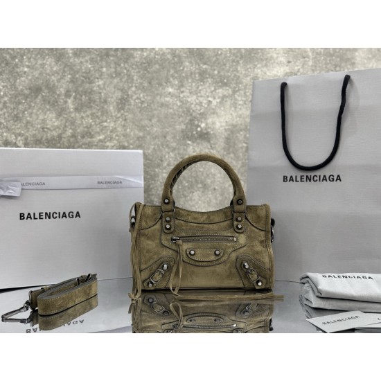 Balenciaga Le Cagole