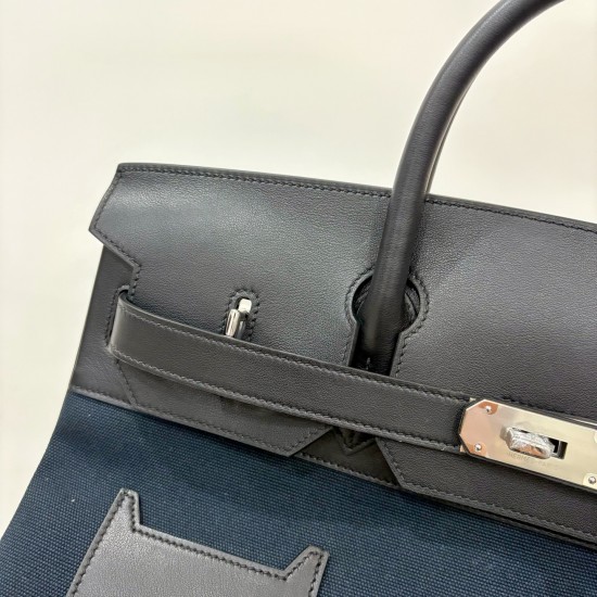 HERMÈS More