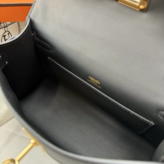 HERMÈS KELLY