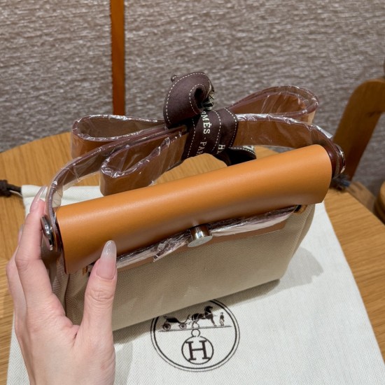 HERMÈS Picotin