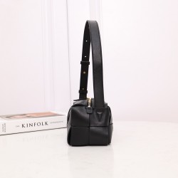 Bottega Veneta ​‍Cassette