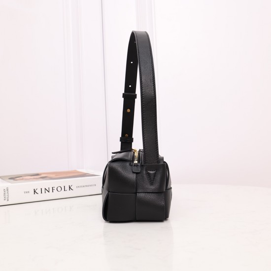 Bottega Veneta ​‍Cassette