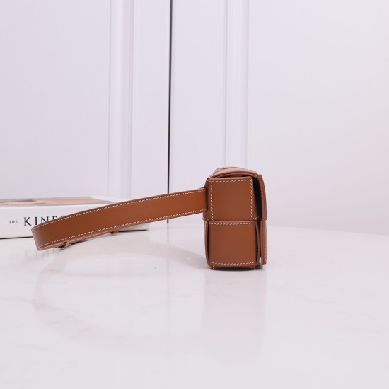 Bottega Veneta ​‍Cassette