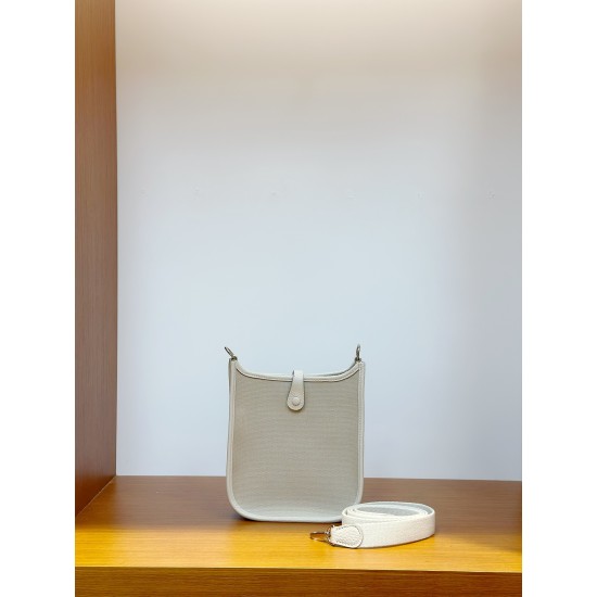 HERMÈS Evelyne