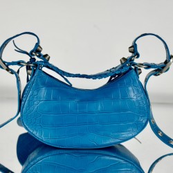 Balenciaga Le Cagole