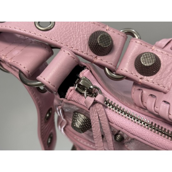 Balenciaga Le Cagole
