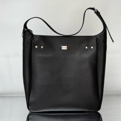 Balenciaga More ←