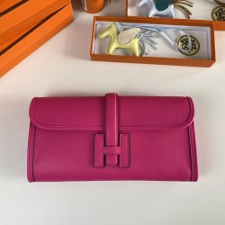 HERMÈS Clutchs