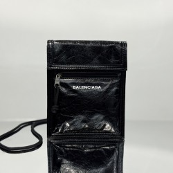 Balenciaga More ←