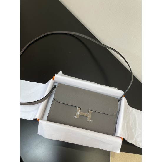 HERMÈS Constance