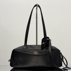 Balenciaga More ←