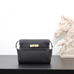 HERMÈS More