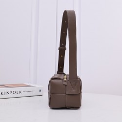 Bottega Veneta ​‍Cassette