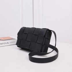 Bottega Veneta ​‍Cassette
