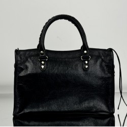 Balenciaga Le Cagole