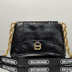Balenciaga Downtown