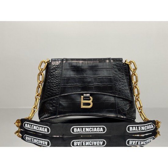 Balenciaga Downtown