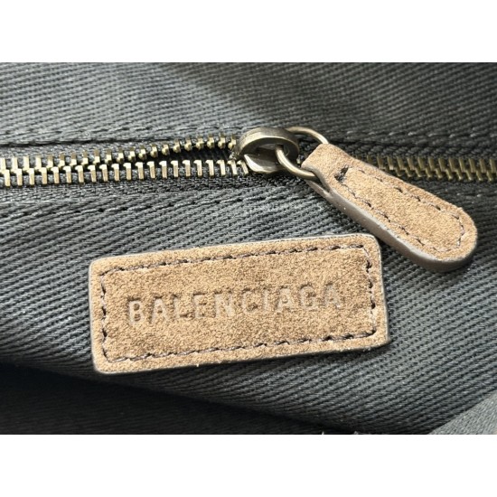 Balenciaga Le Cagole