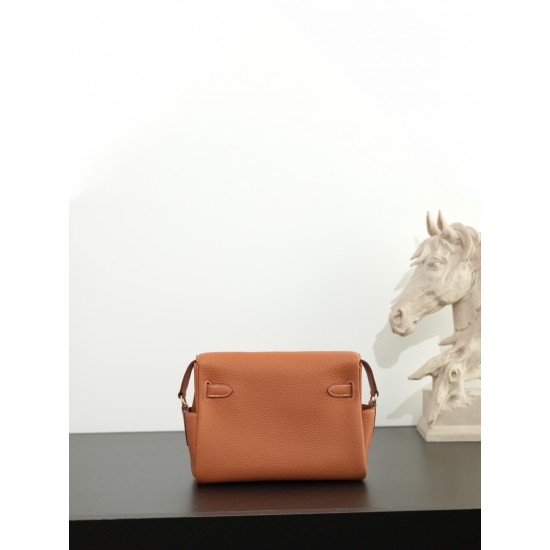 HERMÈS More