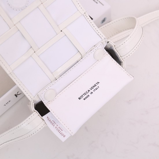 Bottega Veneta ​‍Cassette