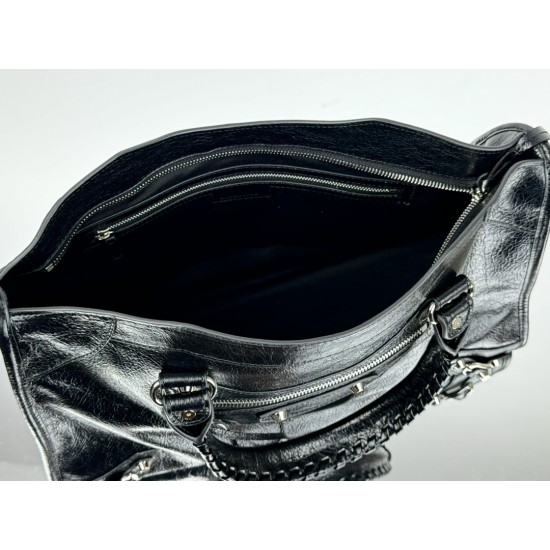 Balenciaga Le Cagole