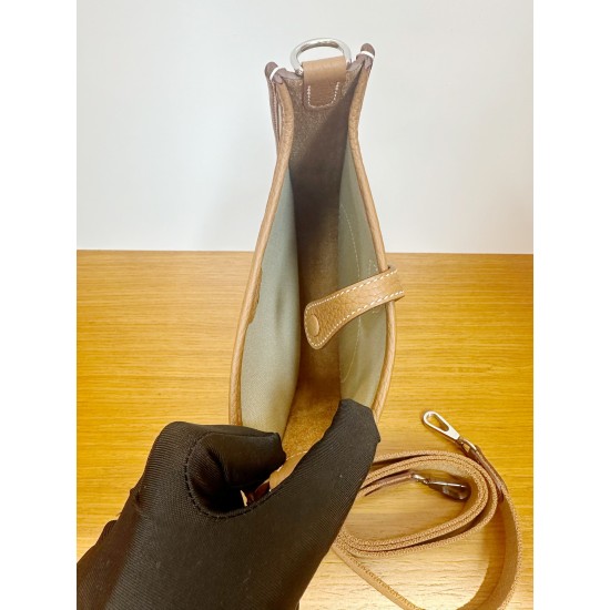 HERMÈS Evelyne