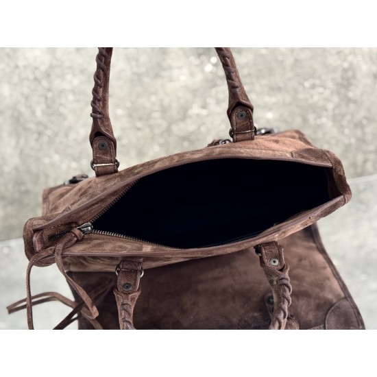 Balenciaga Le Cagole