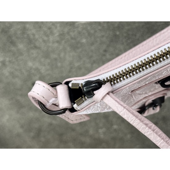 Balenciaga Le Cagole