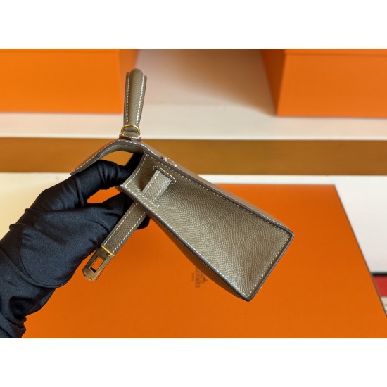 HERMÈS KELLY