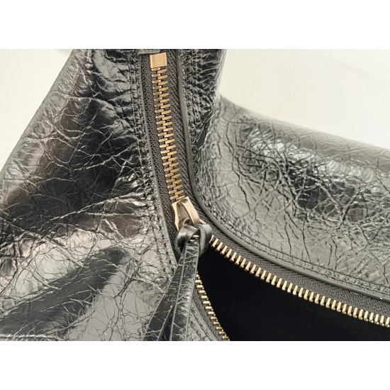 Balenciaga Le Cagole