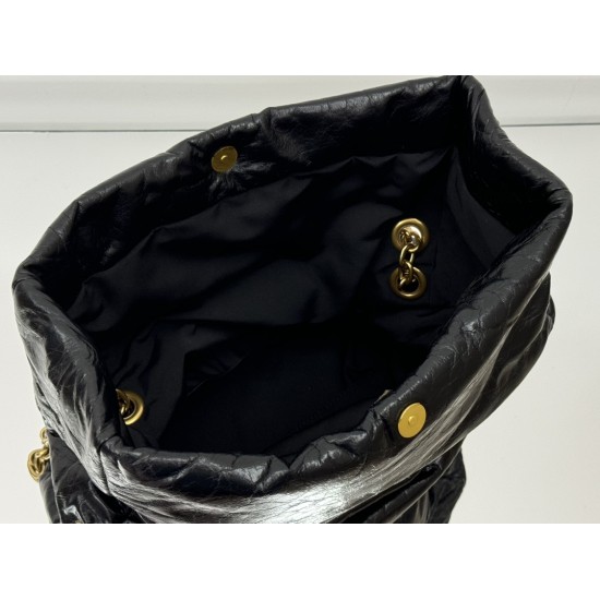 Balenciaga More ←