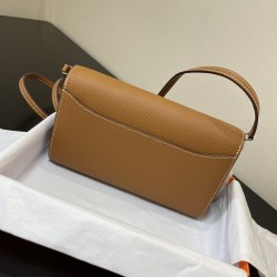 HERMÈS Constance