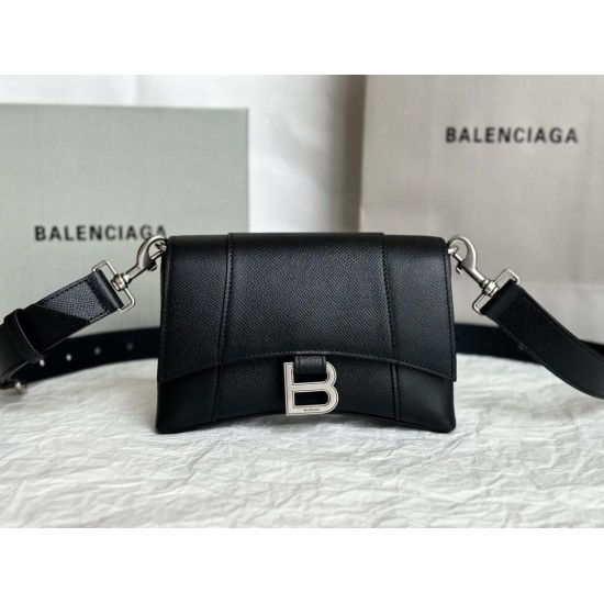 Balenciaga Downtown
