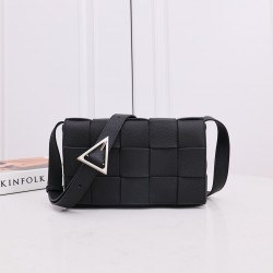 Bottega Veneta ​‍Cassette