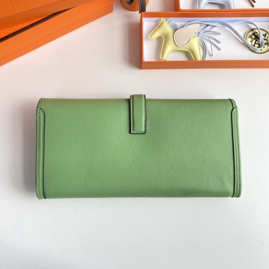 HERMÈS Clutchs
